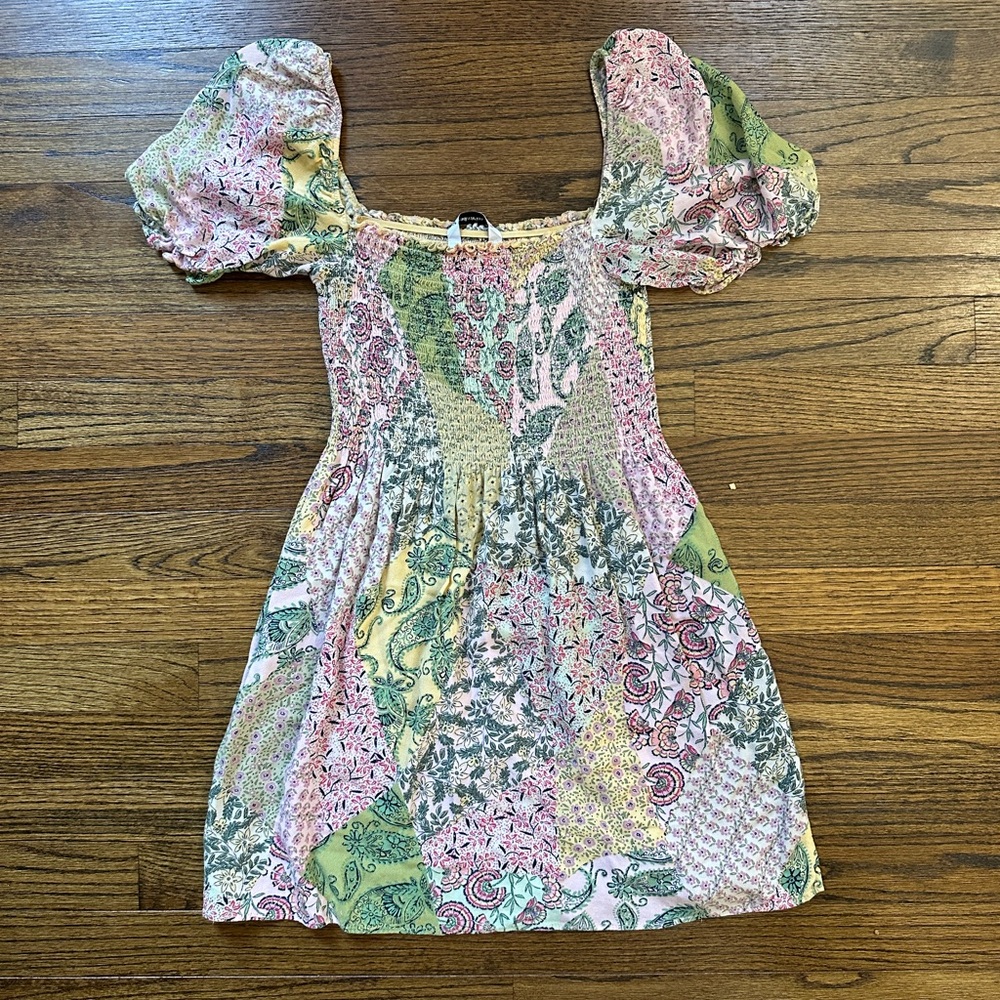 Stradivarius Floral Patchwork Puff Sleeve tunic shirt Size M
